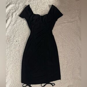 Black bodycon dress